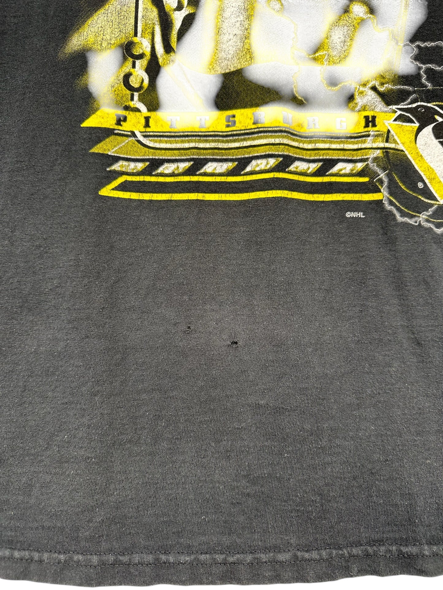 (L) Vintage 90's Penguins TNT Lightning Eye Graphic Tee