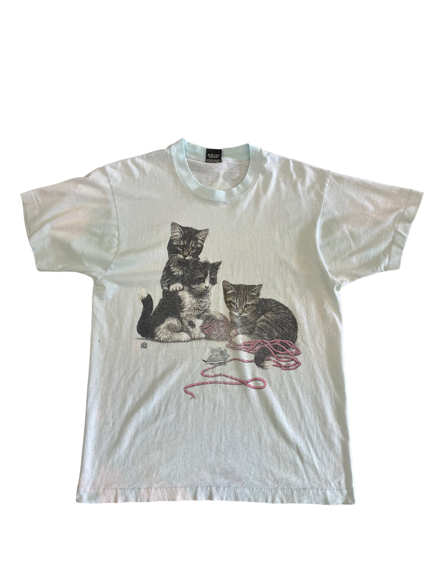 (M/L) 1990 Cats Playing Tee