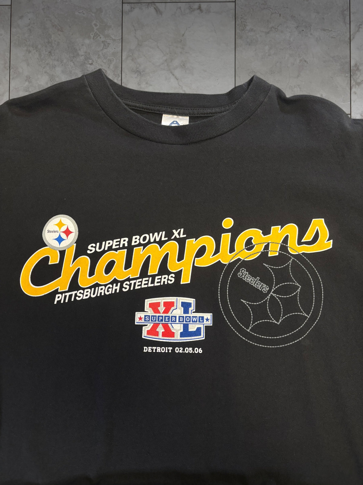 (XL) 2006 Steelers Superbowl XL Champions Long Sleeve Shirt