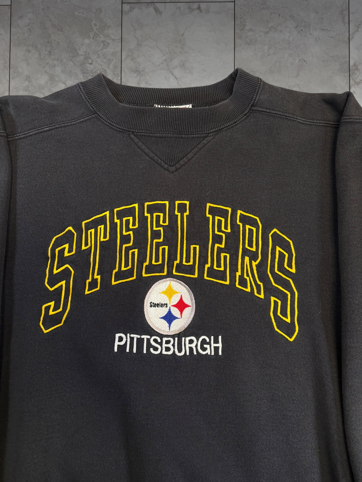 (S/M) Vintage 90s Steelers Reebok Embroidered Crewneck