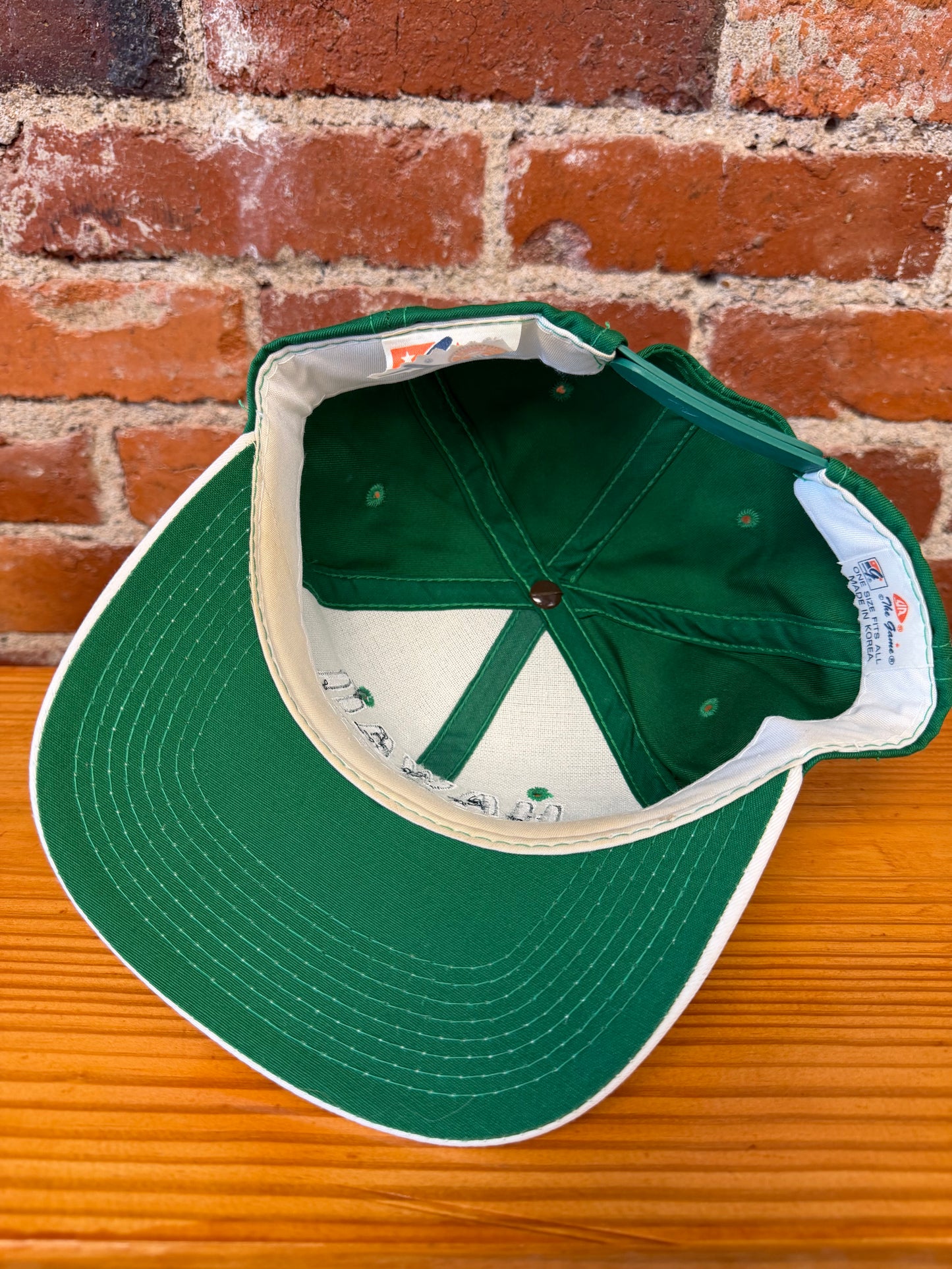 Vintage Hawaii Rainbows Hat