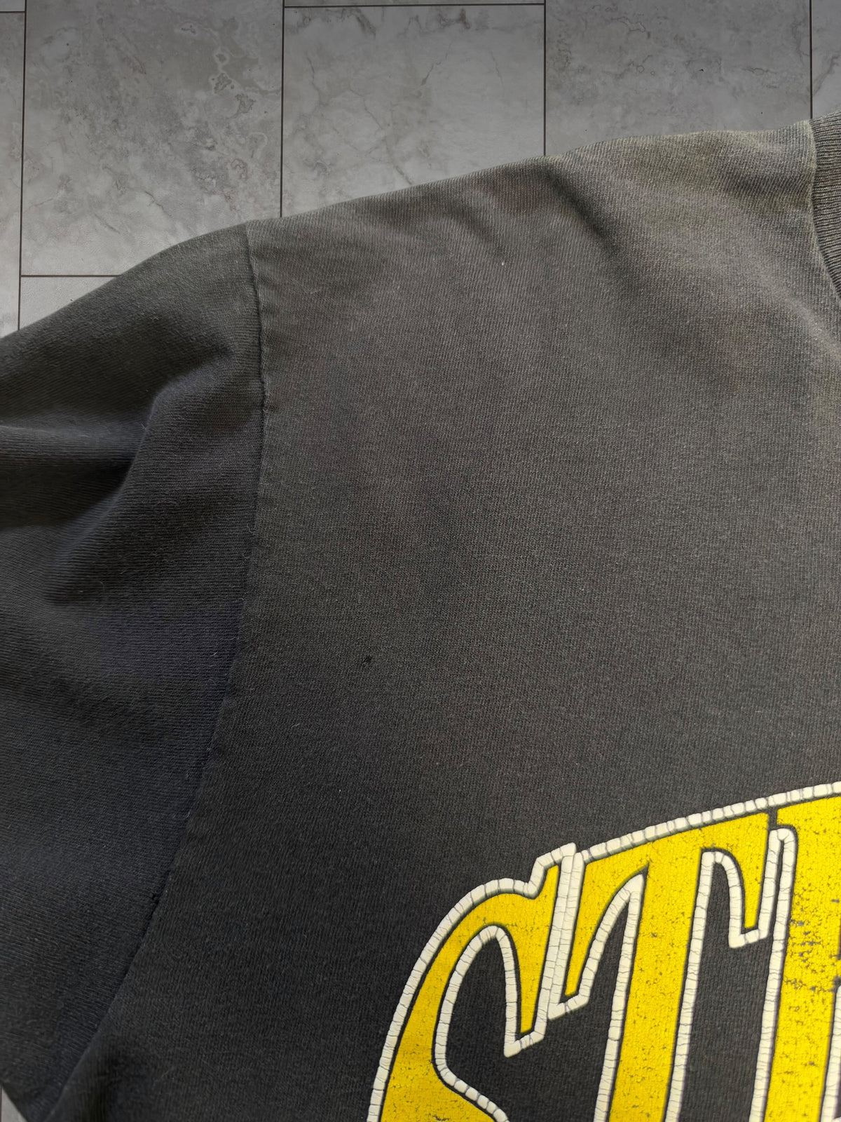 (L) 1996 Steelers Arch Text Graphic Tee