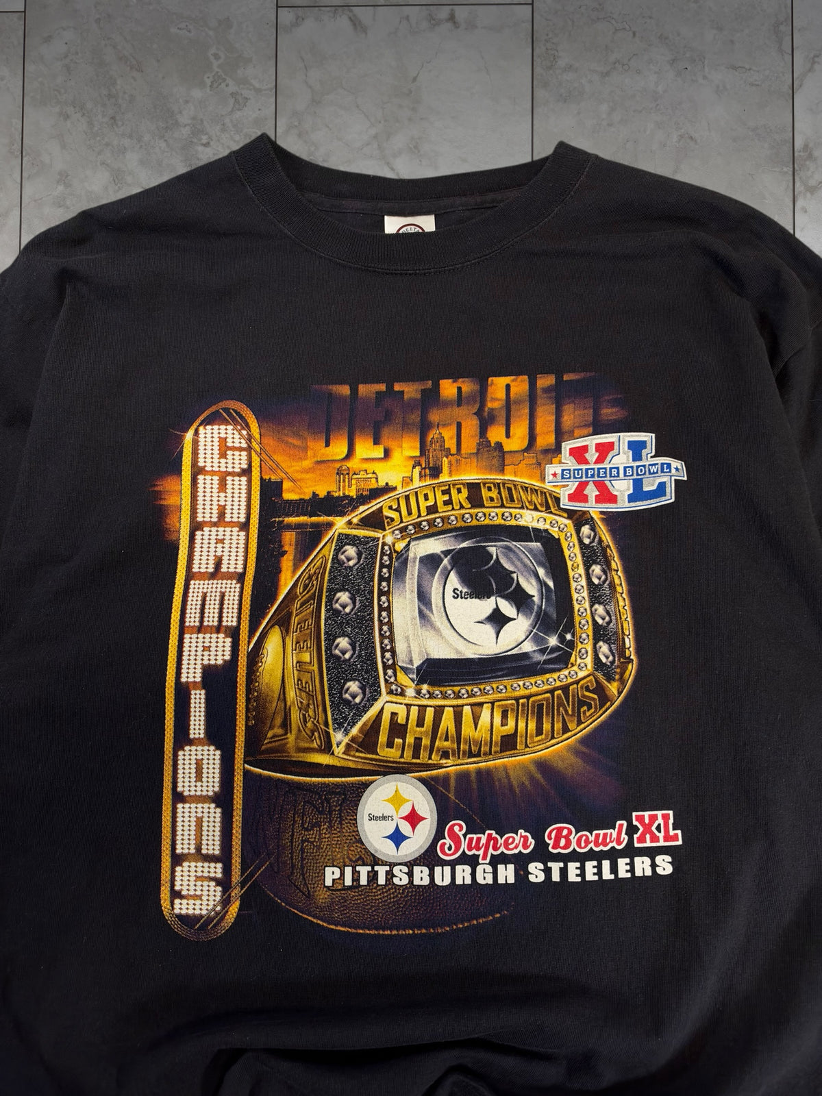 (L) 2006 Steelers Superbowl XL Champions Tee