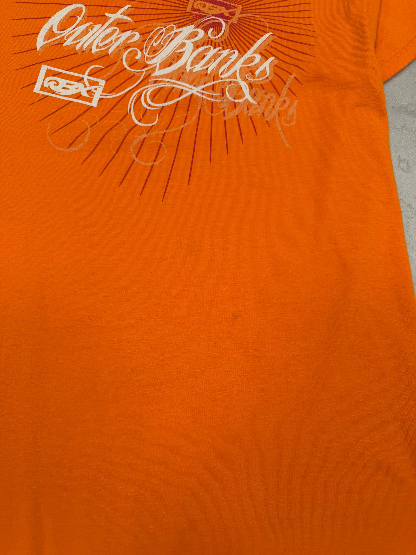 (XL) Vintage Y2K Outer Banks Graphic Tee