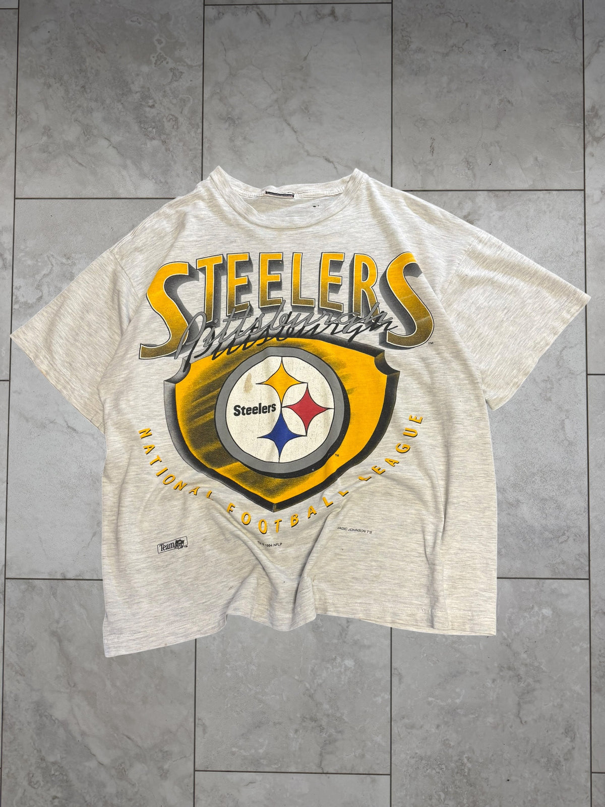 (L/XL) 1994 Steelers Team NFL Worn Graphic Tee