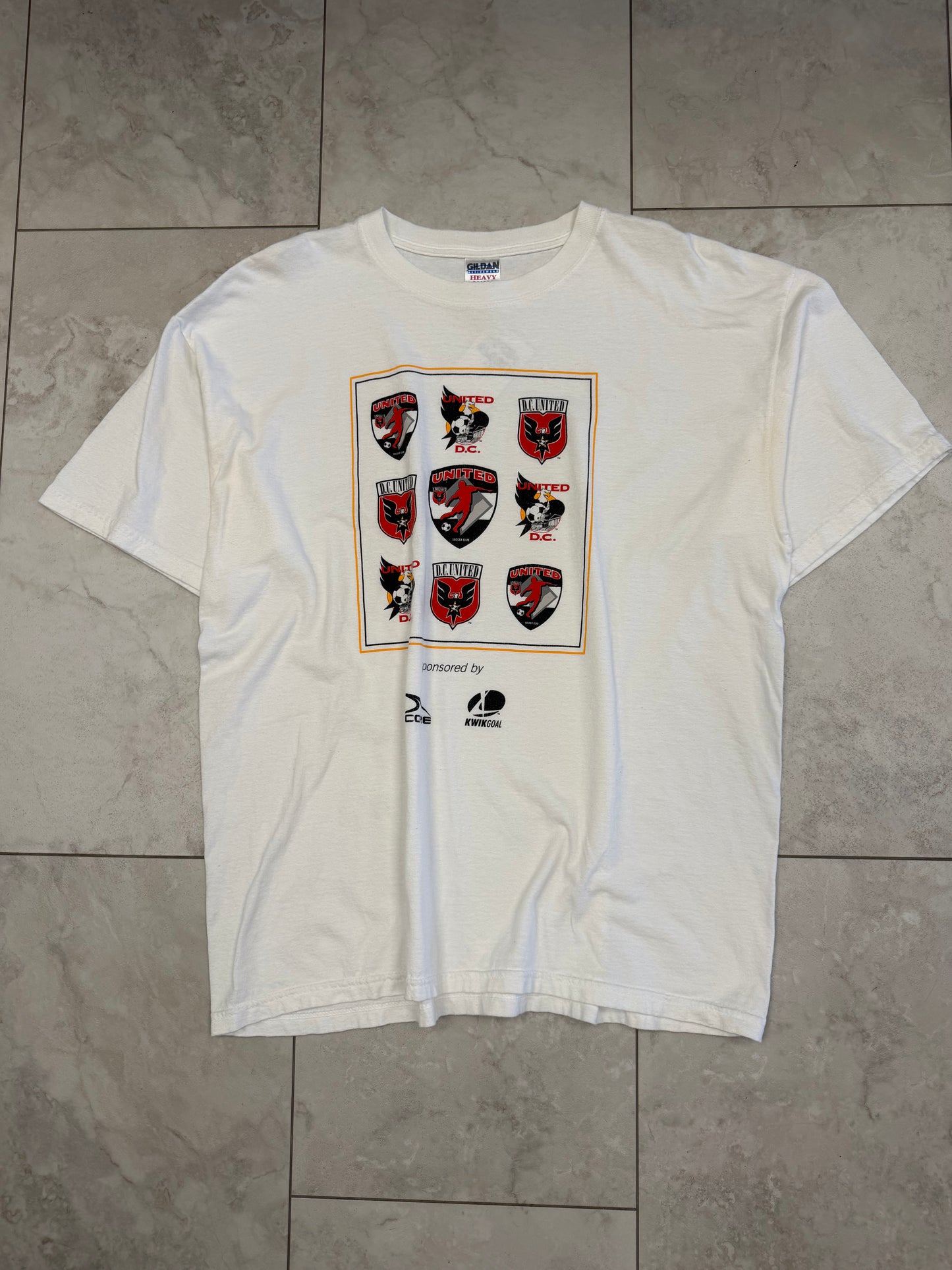 (XL) Vintage 90’s D.C. United Graphic Tee