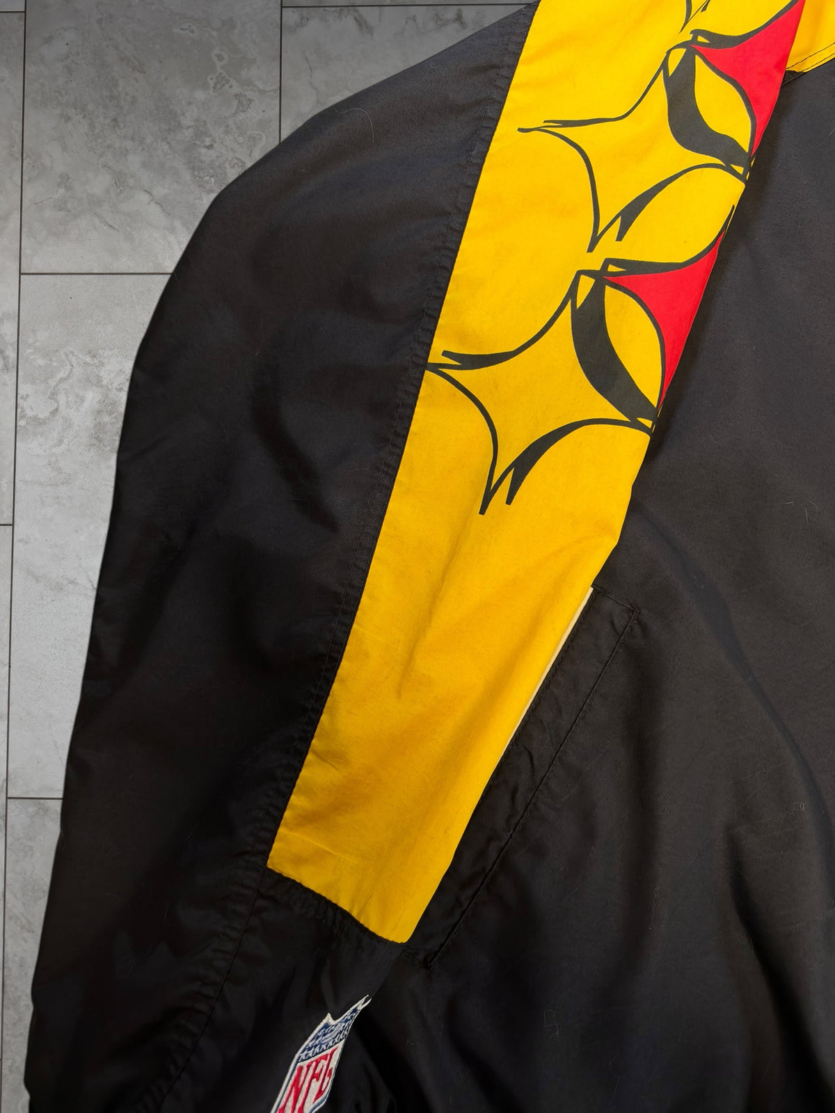 (XL) Vintage 90's Steelers Reebok Full Zip LW Jacket