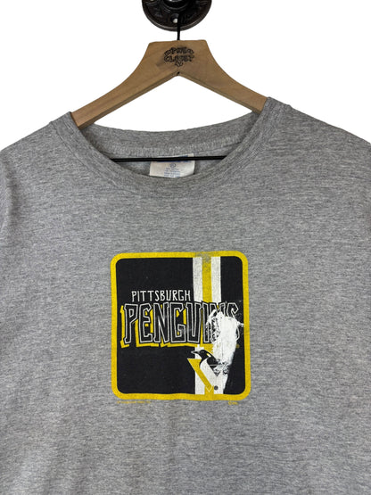 (XL) Vintage Penguins Graphic Tee