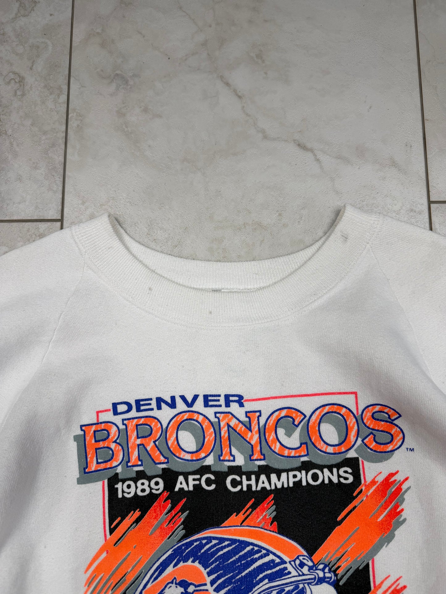 (XL) 1989 Denver Broncos Graphic Crewneck