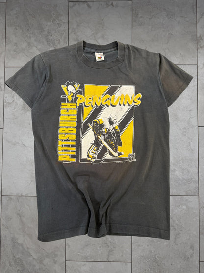 (L) 1989 Penguins Goalie Well-Worn Graphic Tee