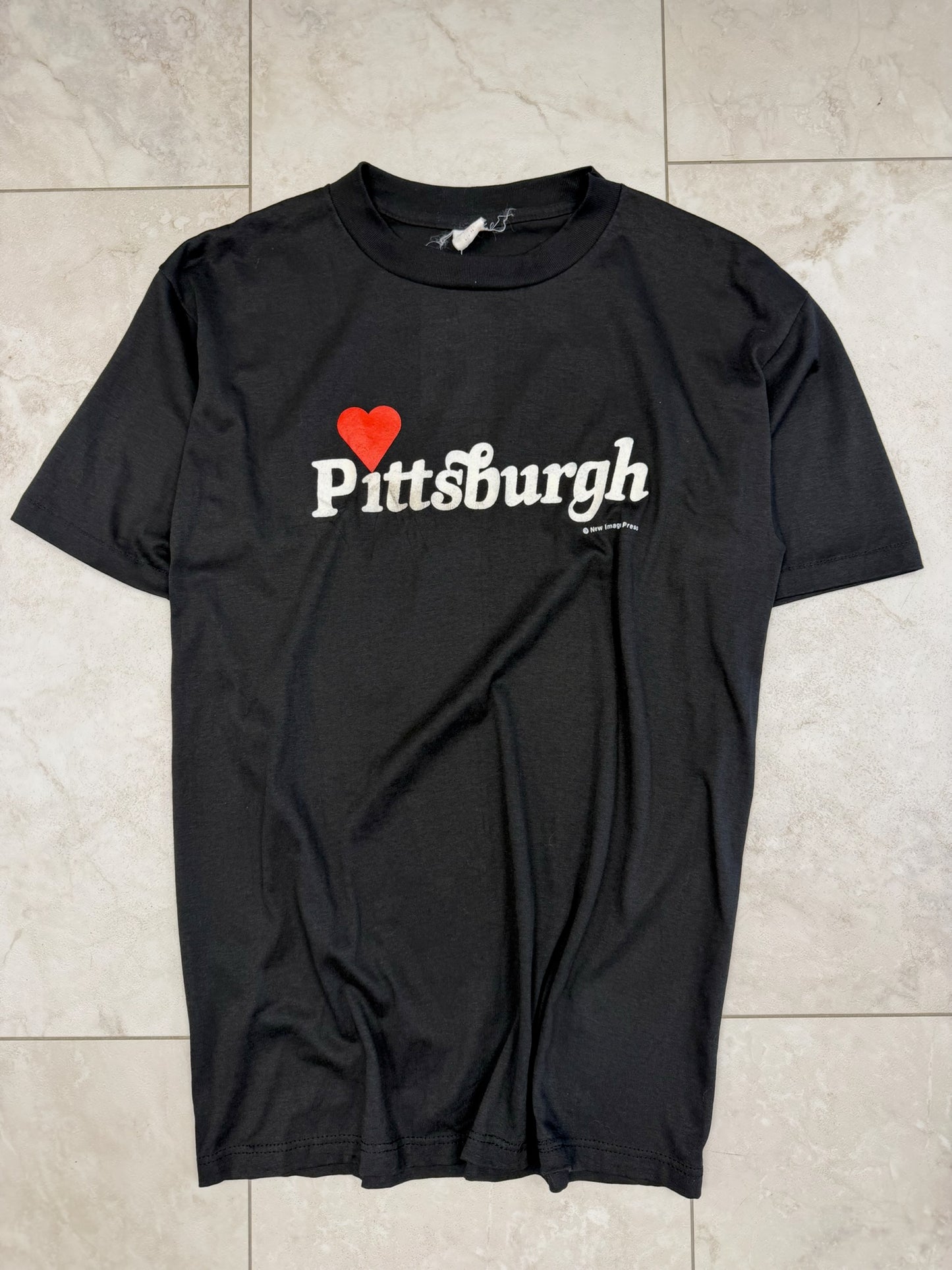 (M) Vintage 80's Pittsburgh Heart Script Tee