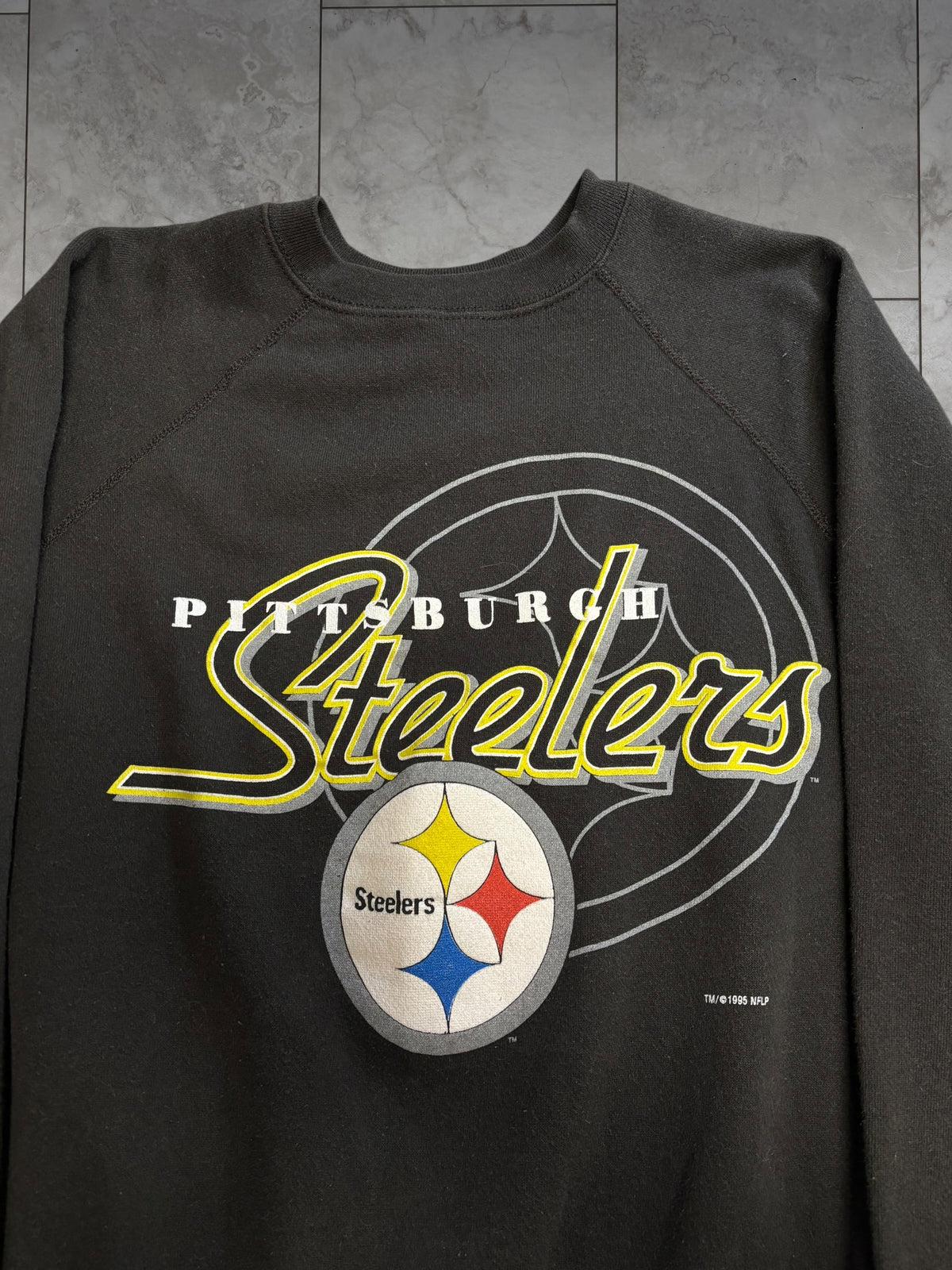 (M/L) 1995 Steelers Graphic Crewneck