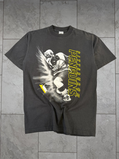(M) Vintage 90’s Penguins Player Slap Shot Graphic Tee