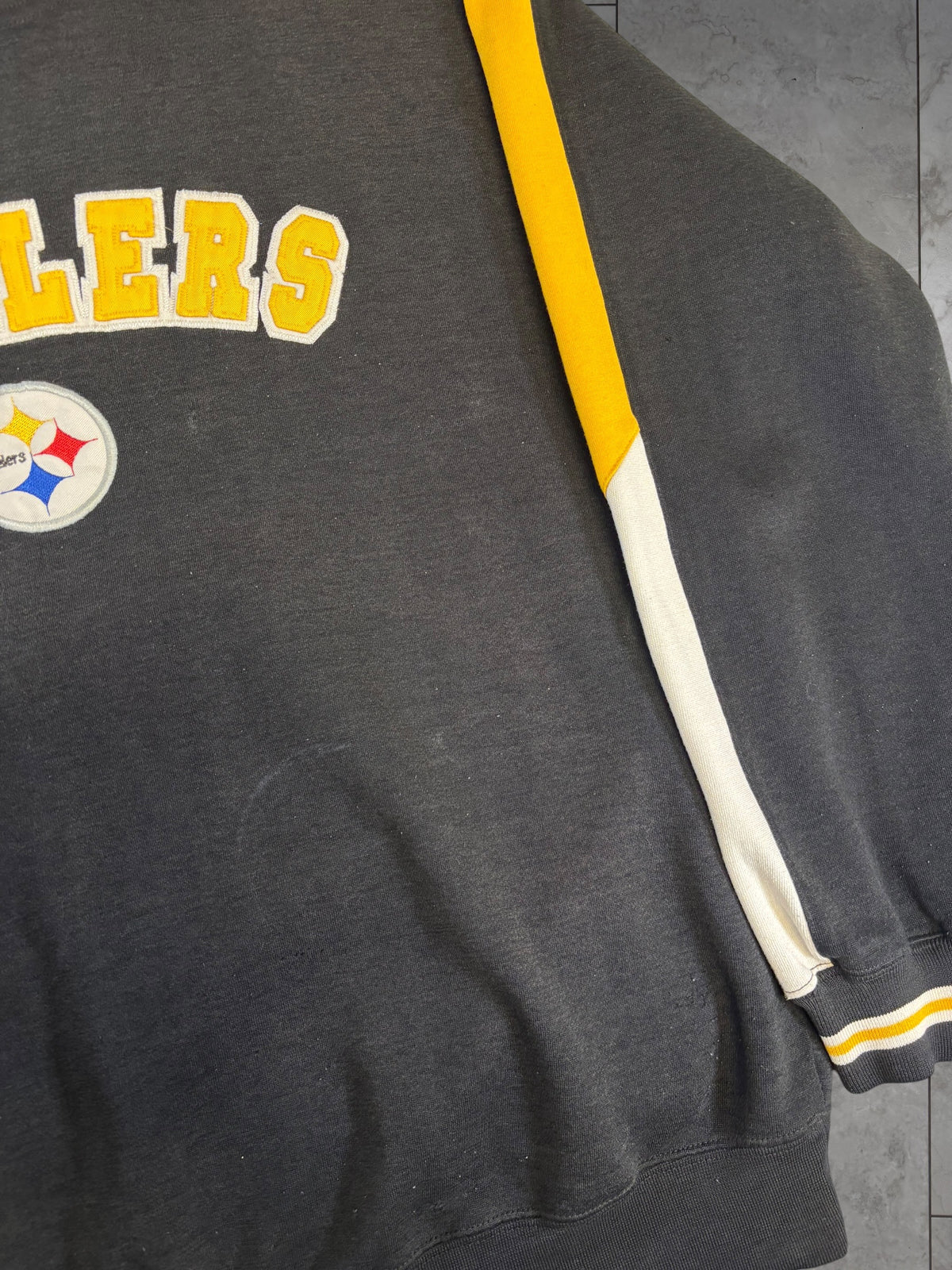 (L) Vintage Y2K Steelers Embossed Crewneck