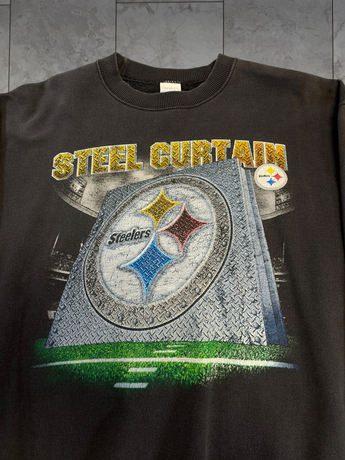 (L) Vintage 90's Steelers Steel Curtain Graphic Crewneck