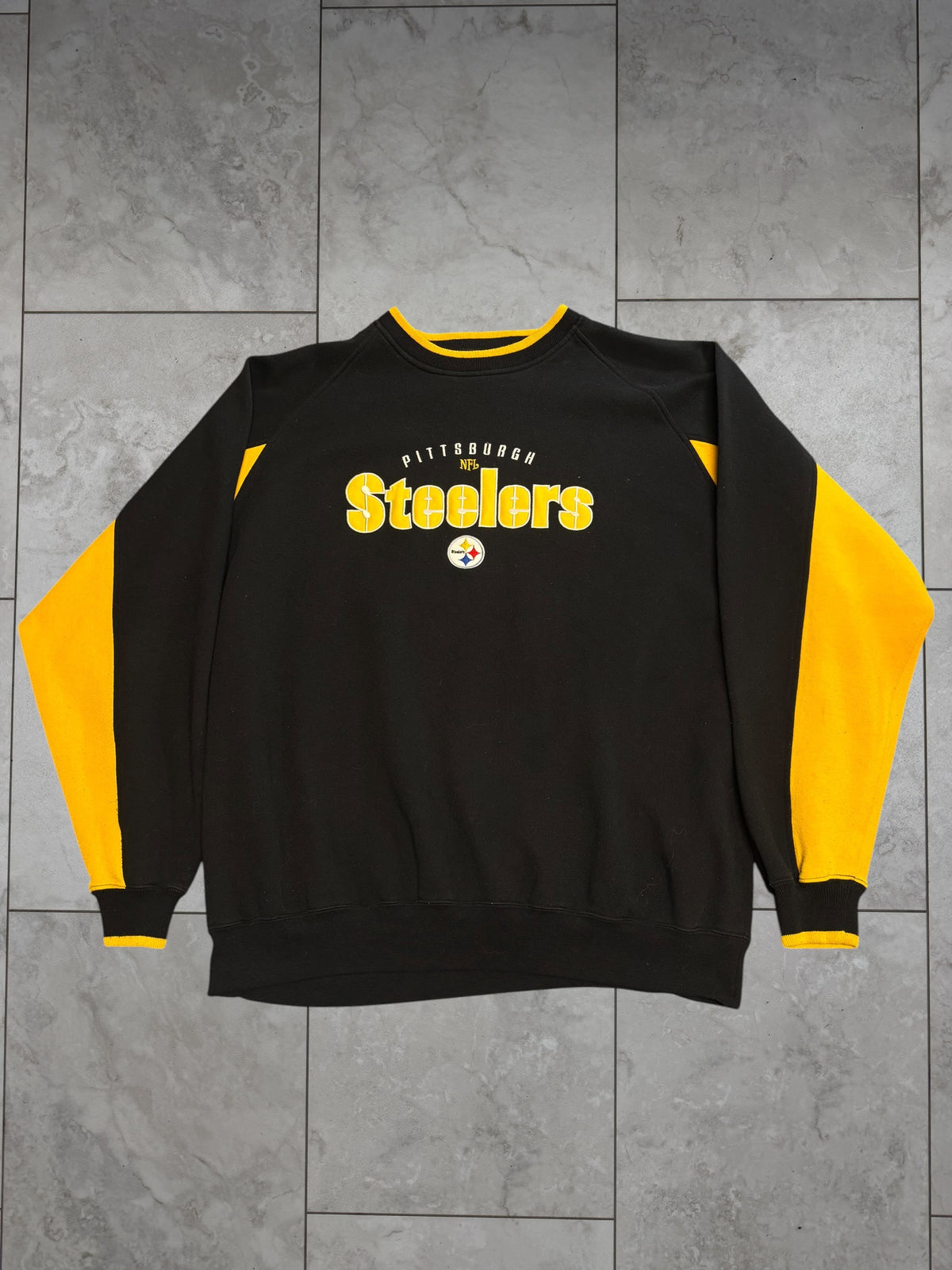 (XL) Vintage Y2K Steelers Embroidered Crewneck