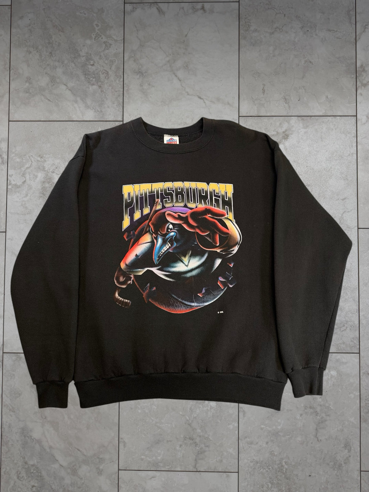 (XL) Vintage 90's Penguins Reach Out Graphic Crewneck