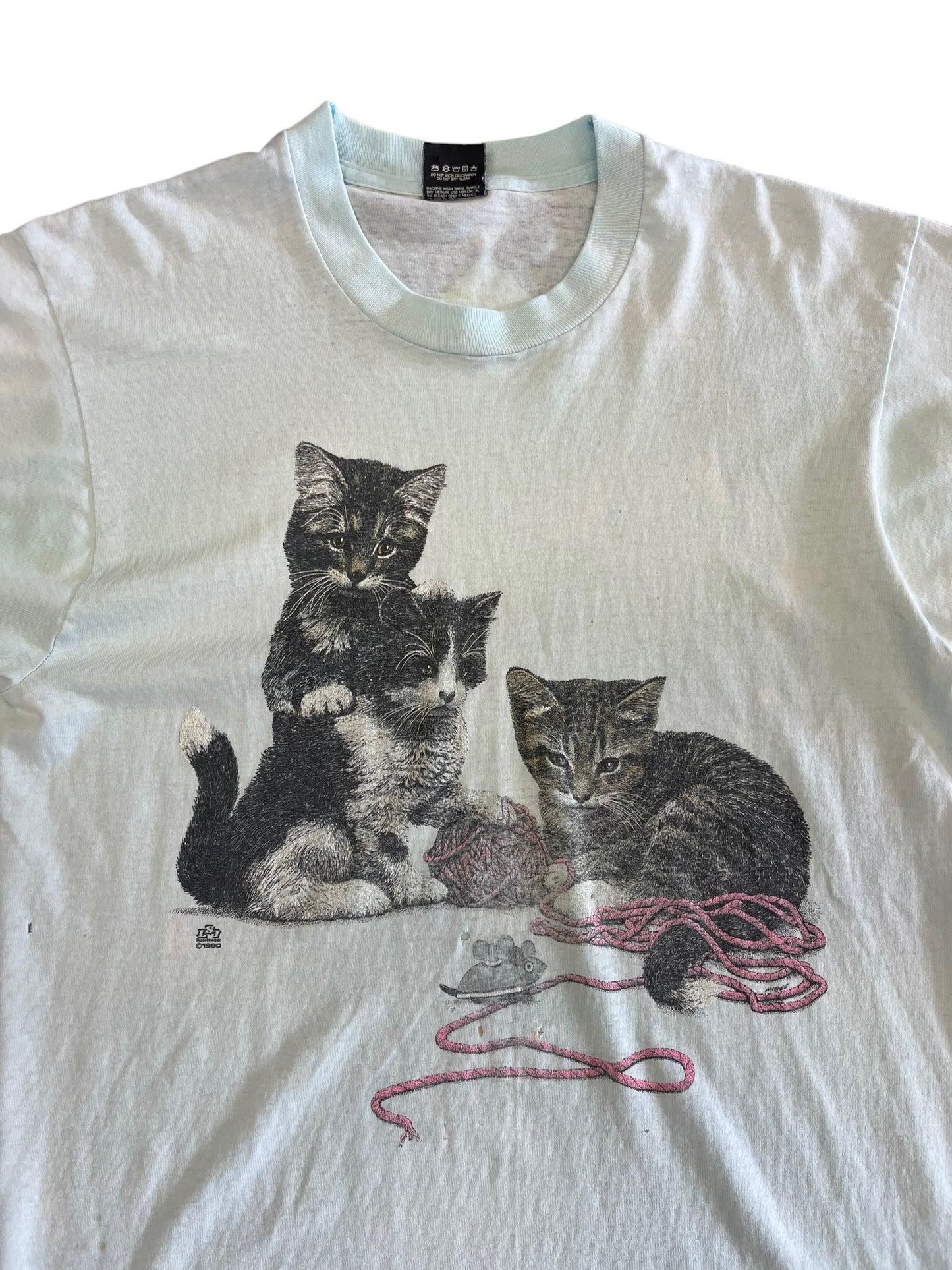 (M/L) 1990 Cats Playing Tee