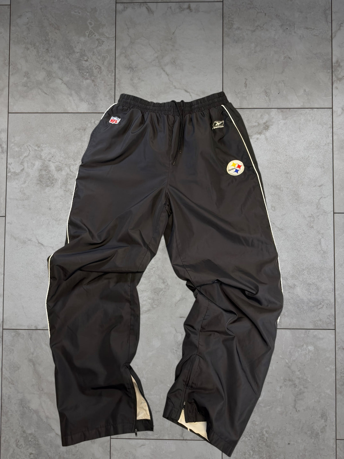 (L) Vintage Y2K Steelers Reeok Swooshy Pants