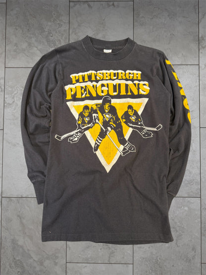 (S) Vintage 80’s Penguins Players Graphic Long-sleeve Shirt