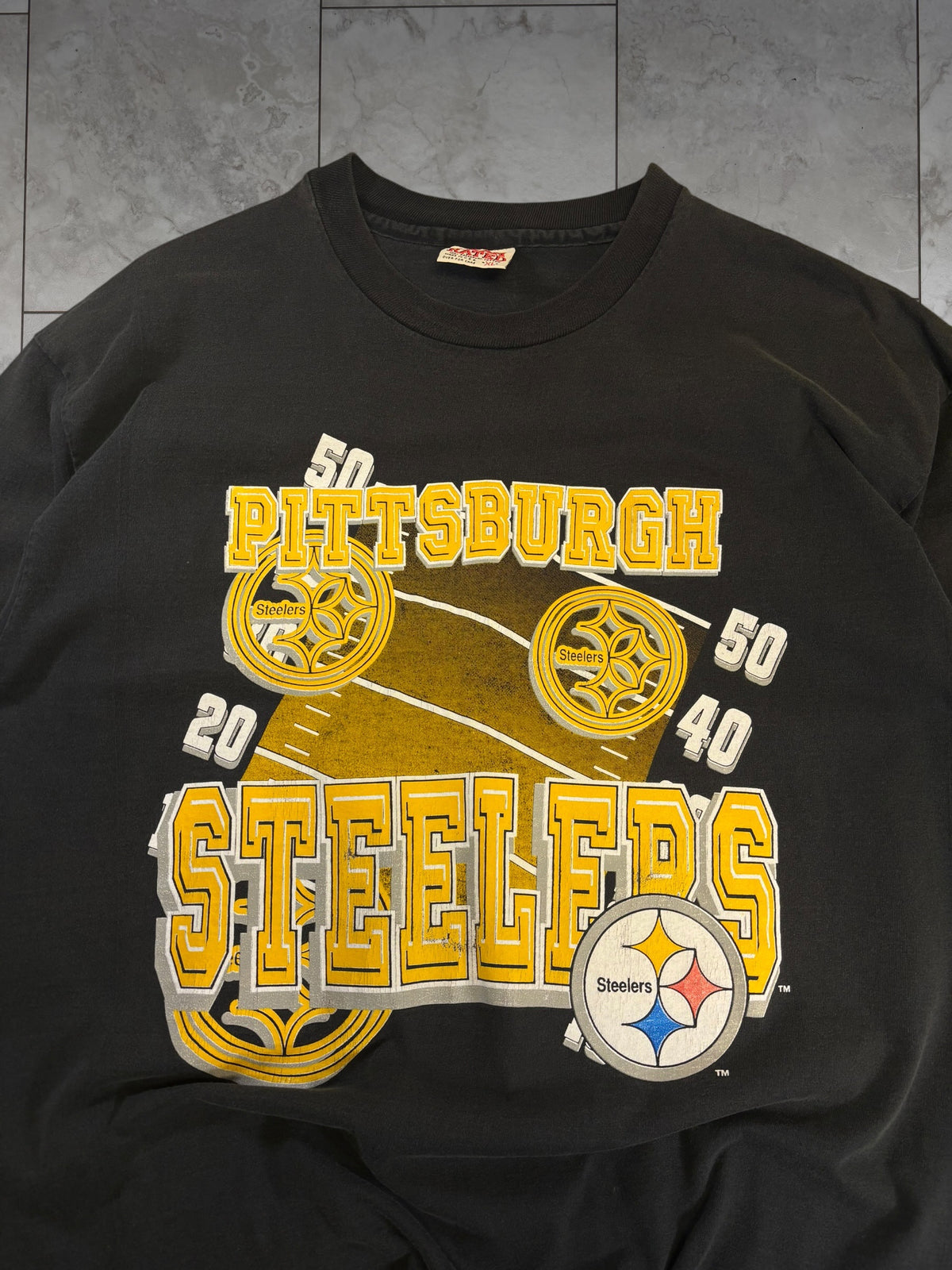 (XL) Vintage 90s Team Rated Graphic Tee