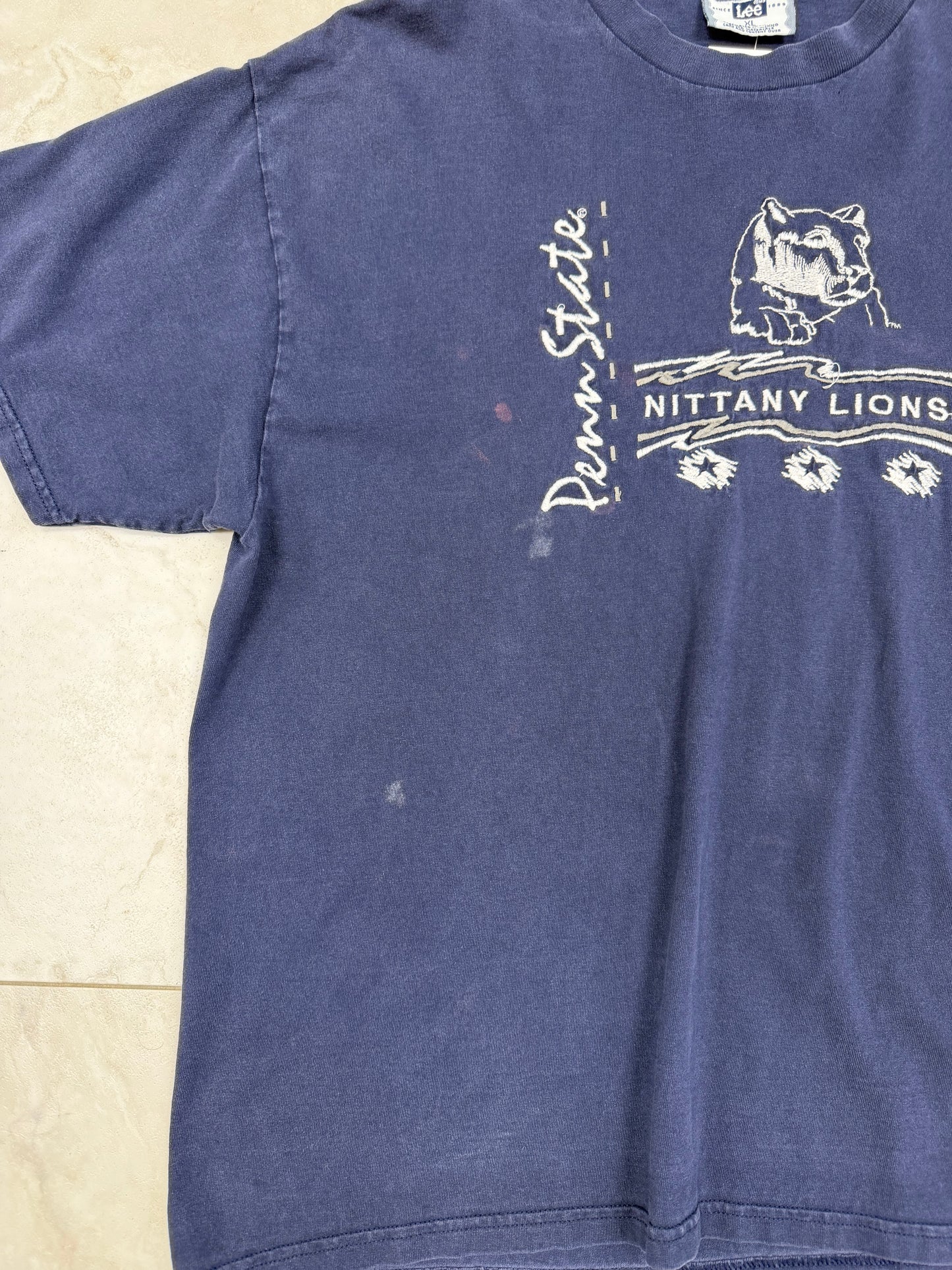 (XL) Vintage 90’s Penn State Nittany Lions Embroidered Tee
