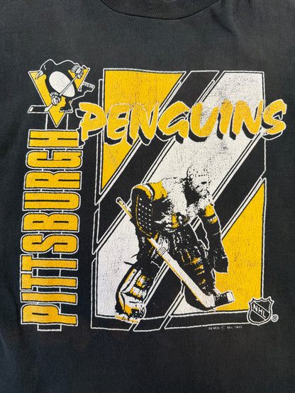 (L) 1989 Penguins Goalie Well-Worn Graphic Tee