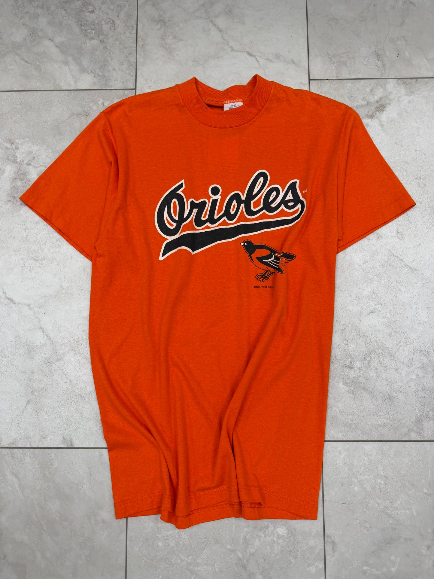 (M/L) 1988 Baltimore Orioles Logo 7 Graphic Tee