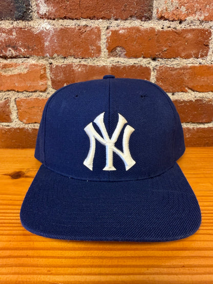 Vintage New York Yankees Fitted Hat