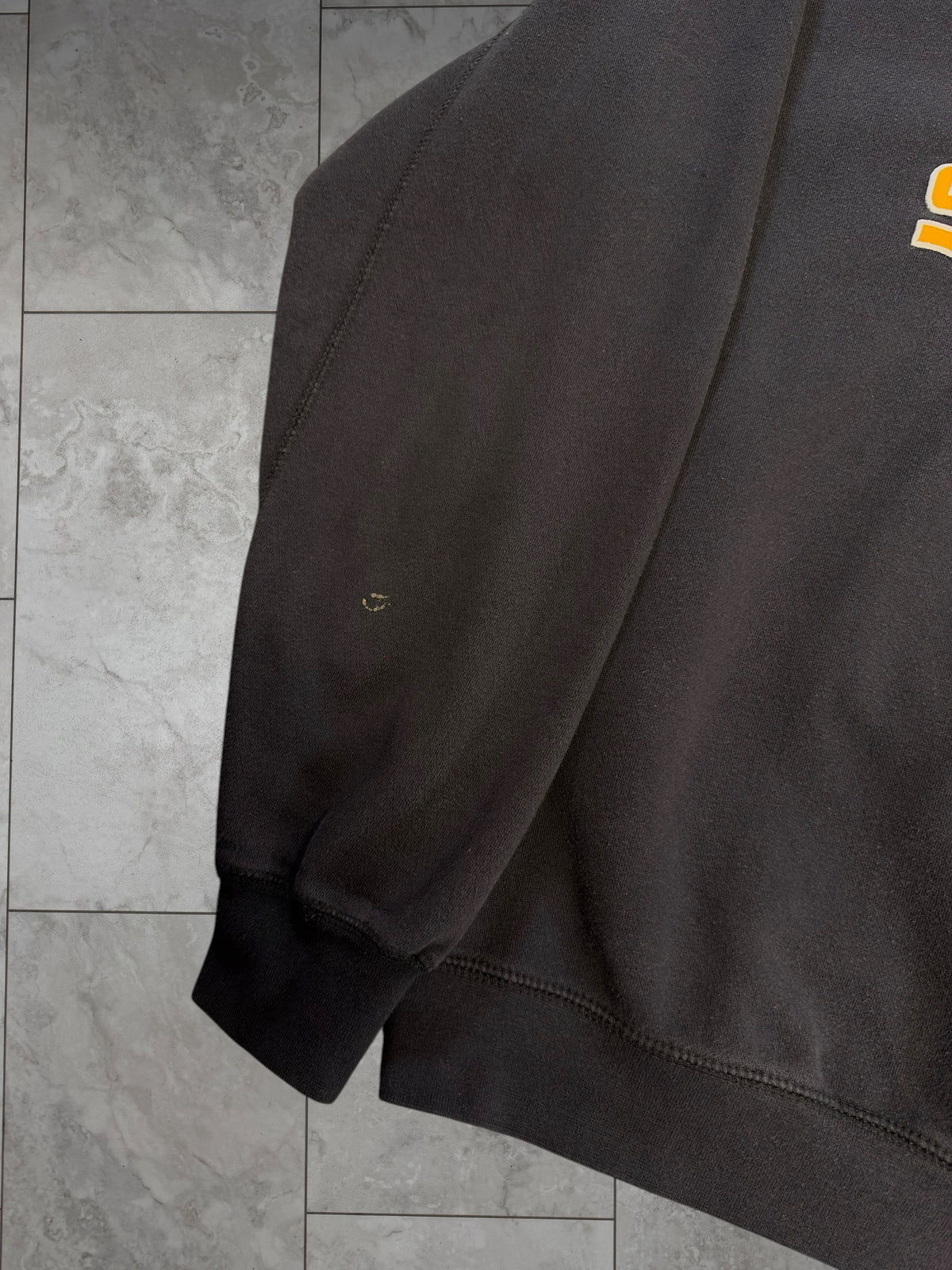 (L) Vintage Y2L Steelers Embroidered + Embossed Crewneck