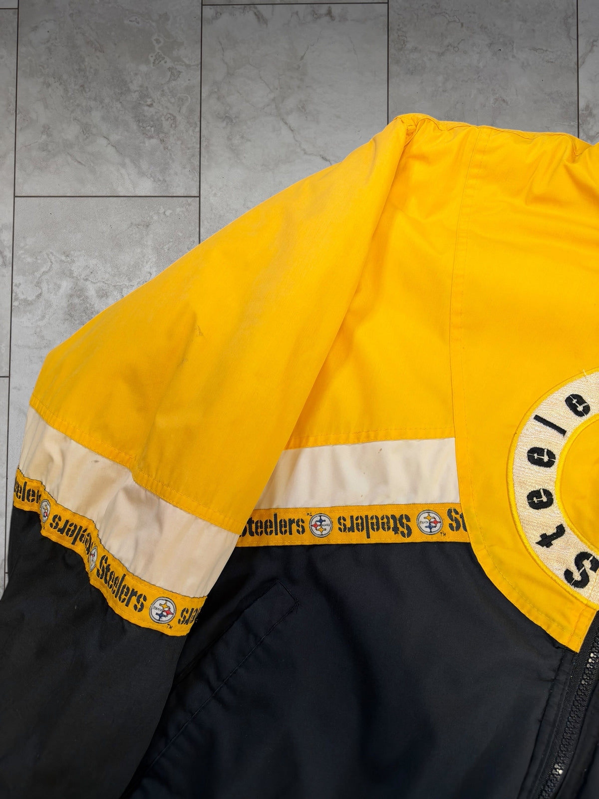 (S) Vintage 90's Steelers Triple F.A.T. Goose Full Zip Jacket