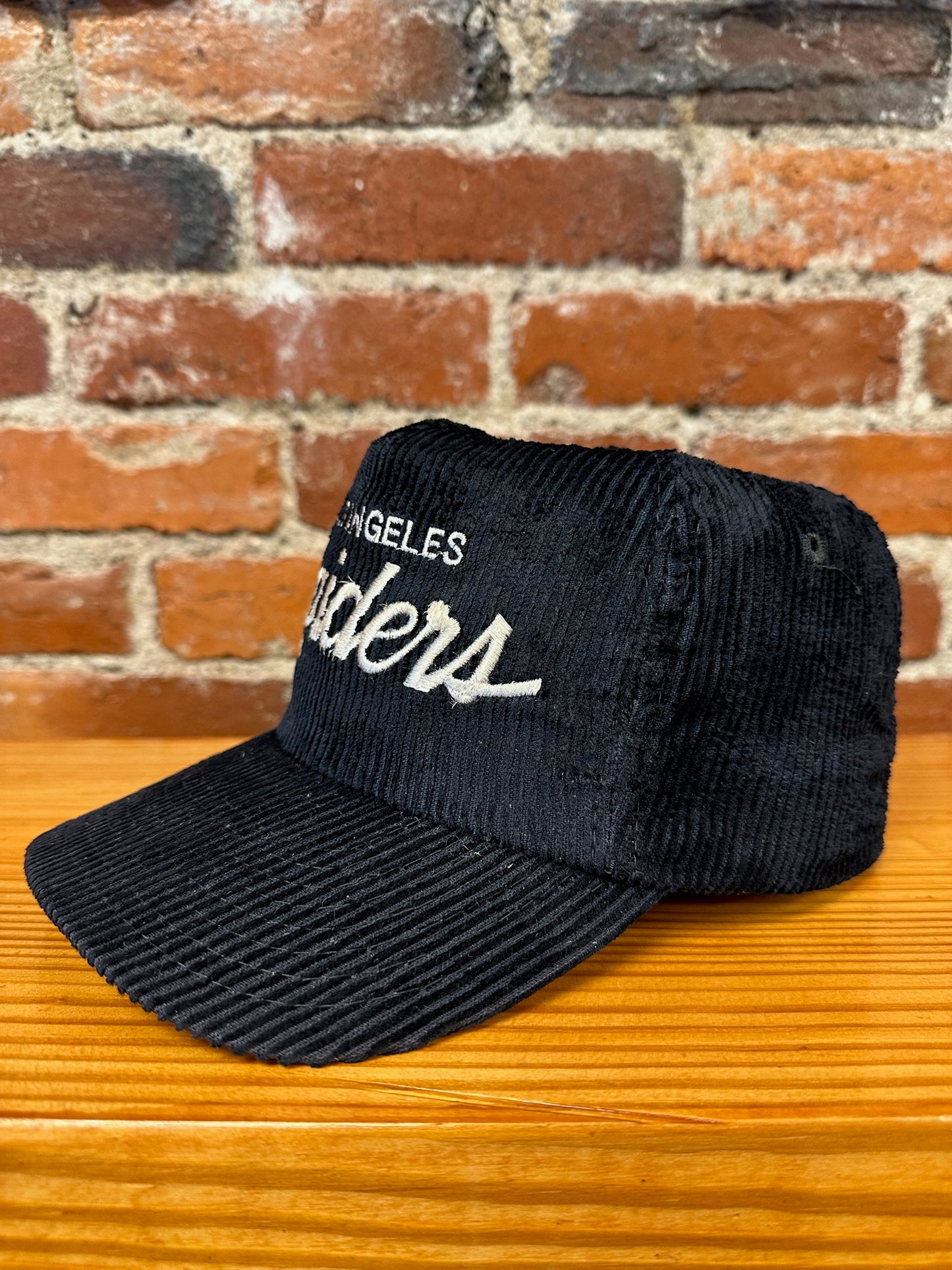 Vintage Los Angeles Raiders Single Line Script Corduroy Hat