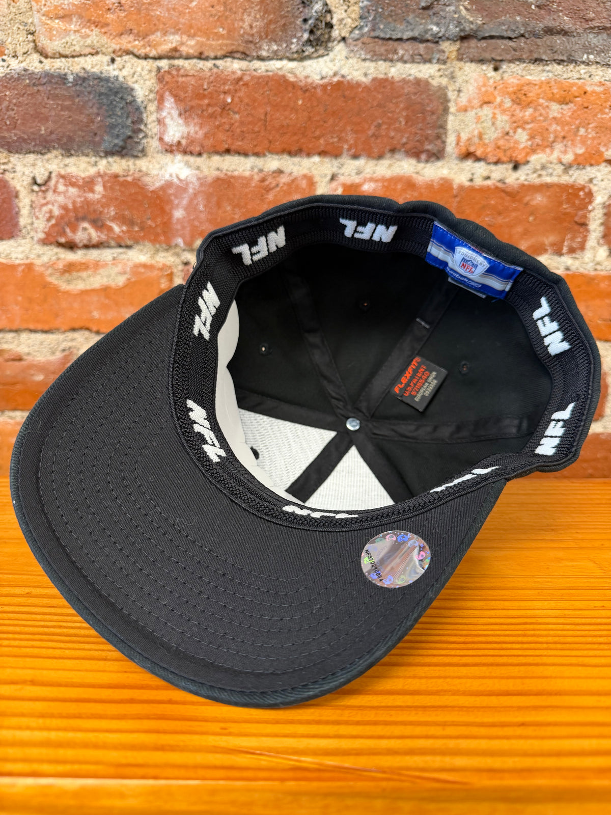 Vintage Steelers Big Logo Reebok Flexfit Hat (Brand New)