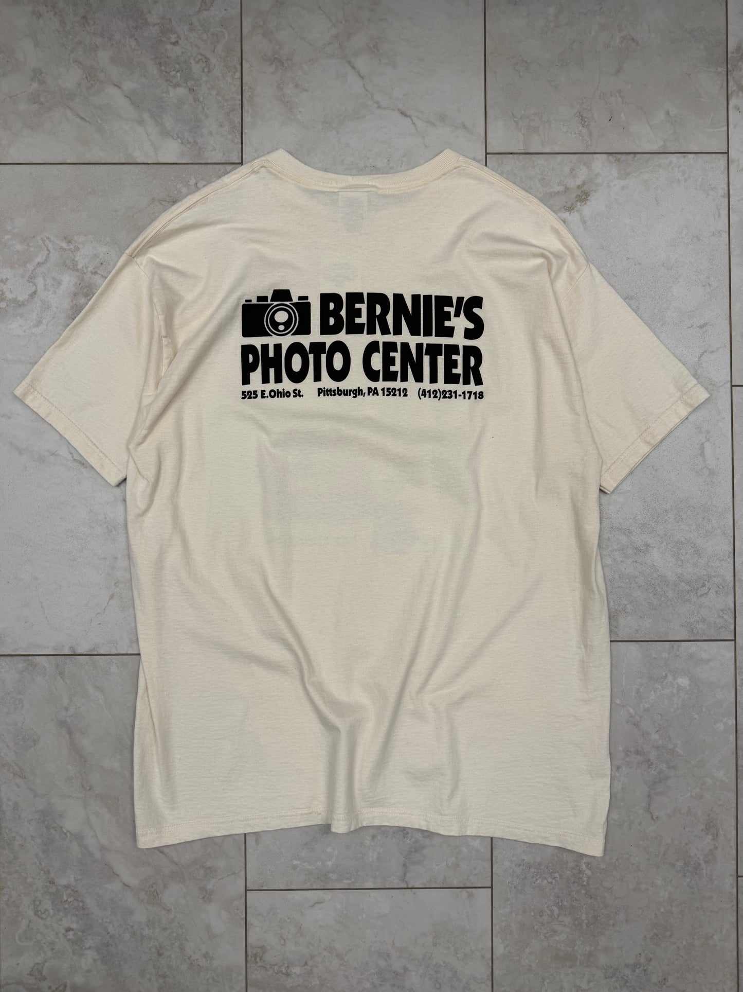 (XXL) Vintage 90’s Polaroid I-Zone Taz Camera Graphic Tee