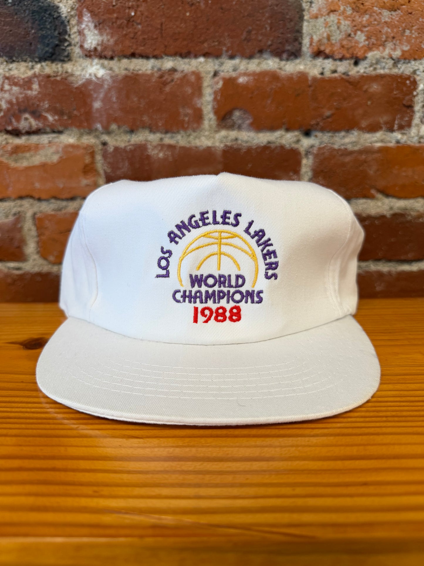 1988 Los Angeles Lakers NBA World Champions Hat - NEW