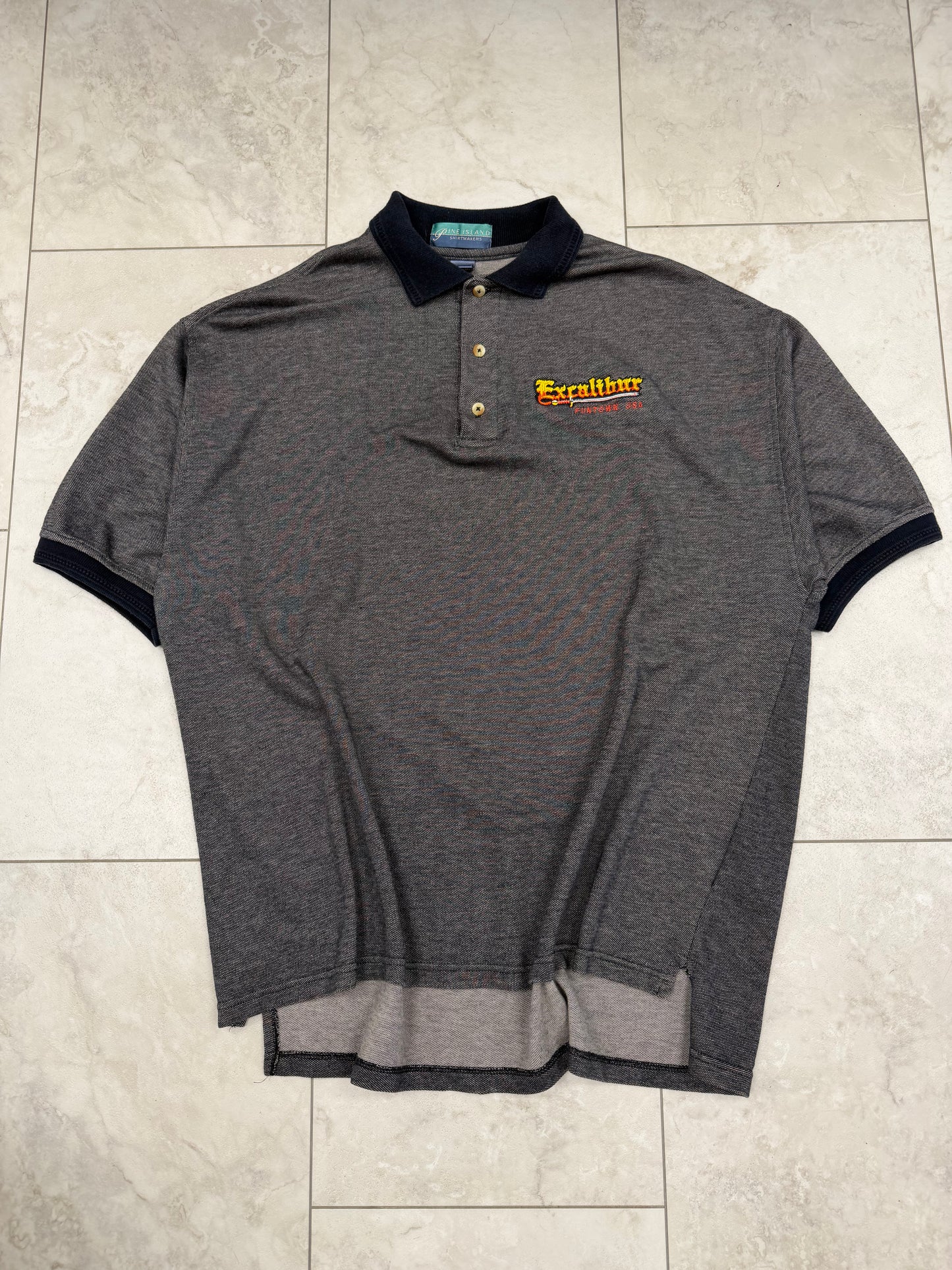 (XXL) Vintage 90’s Embroidered Excalibur Polo Style Shirt