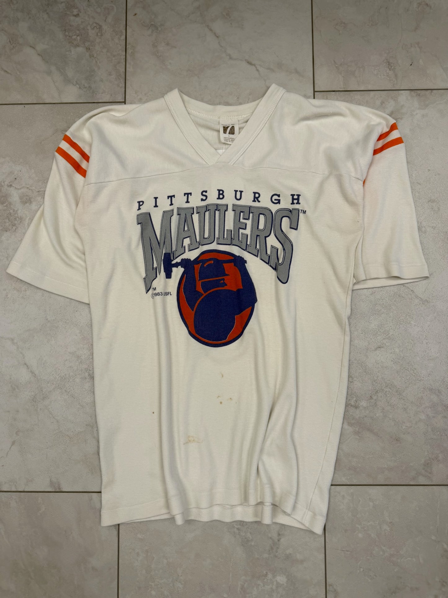 (M) 1983 Pittsburgh Maulers V-Neck Graphic Tee