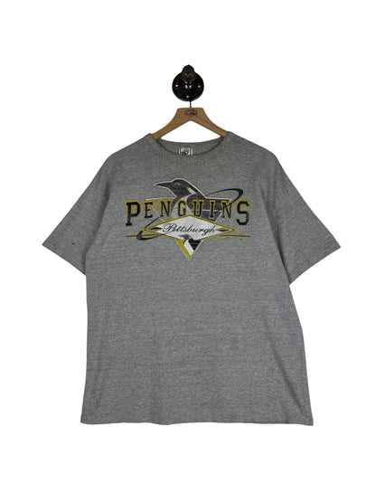 (L) Vintage Penguins Graphic Tee