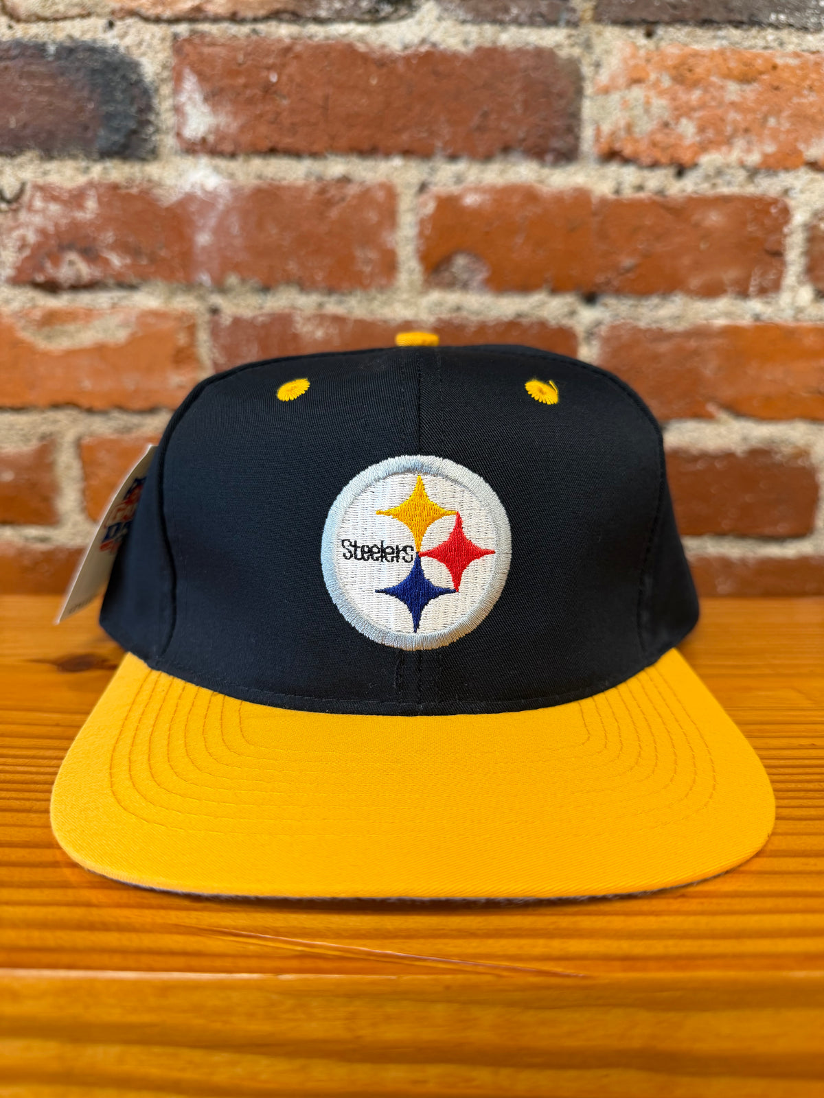 Vintage Steelers Embroidered Logo Logo 7 Snapback Hat (Brand New)