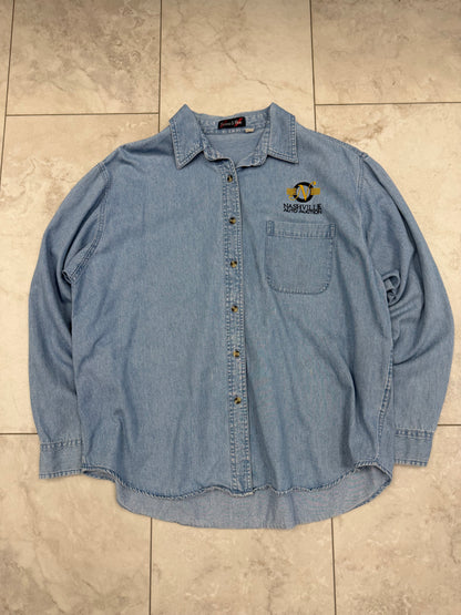 (XL) Vintage 90’s Embroidered Nashville Auto Auction Denim Shirt