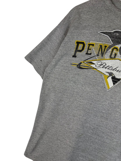 (L) Vintage Penguins Graphic Tee