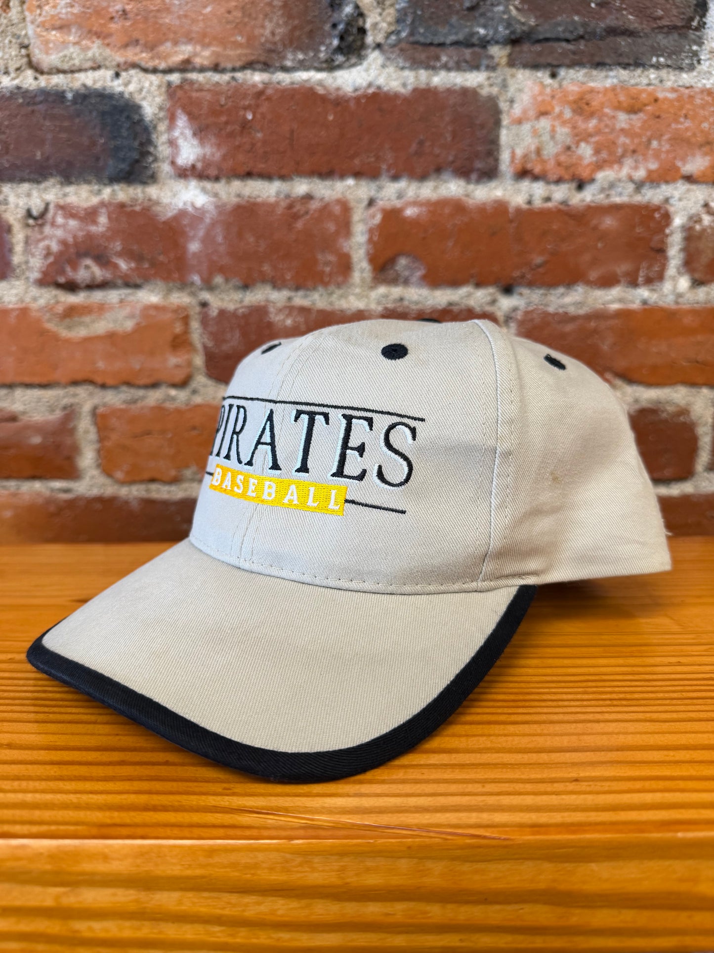Vintage Y2K Pittsburgh Pirates Snapback Hat