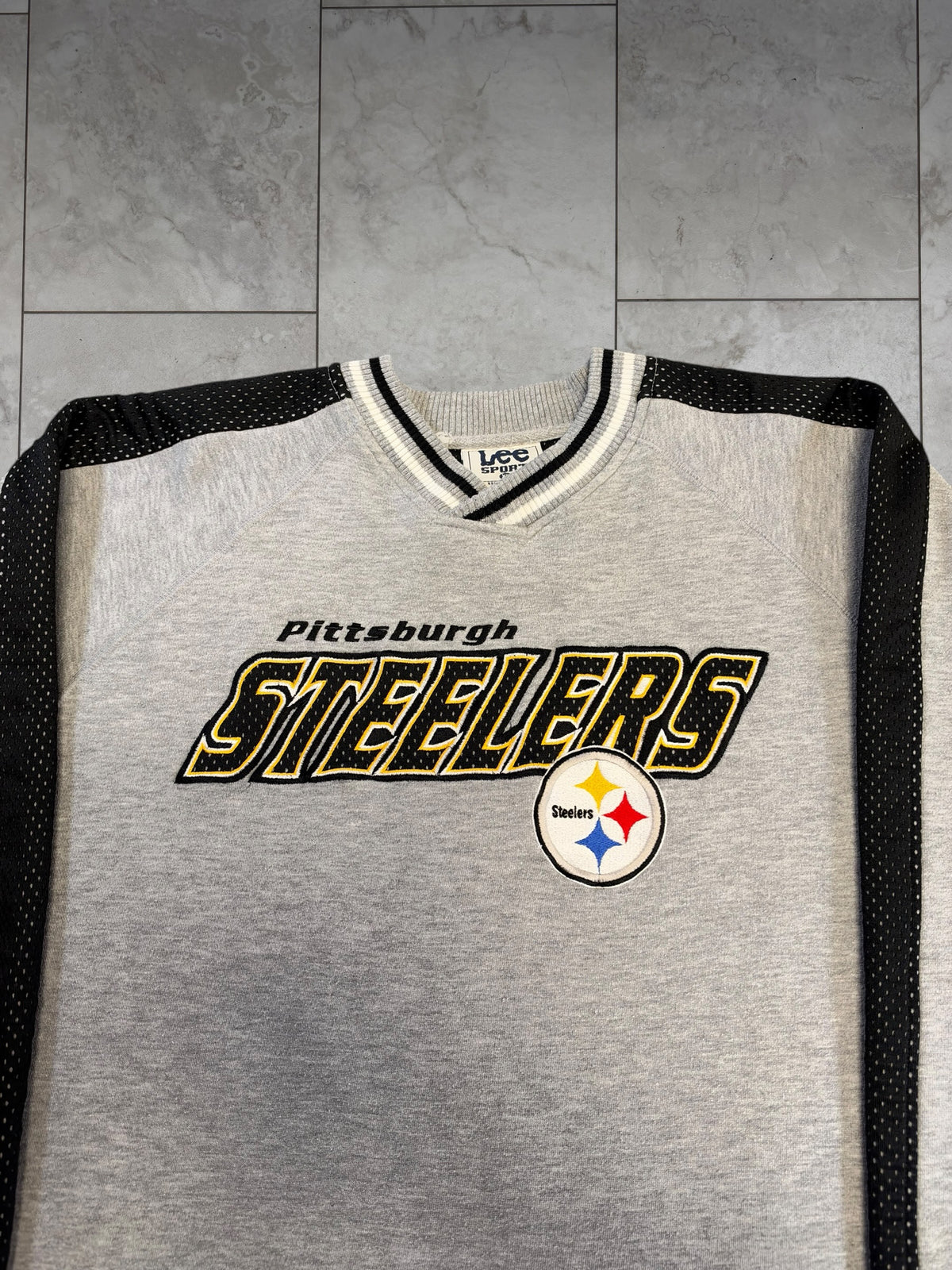 (XL) Vintage 90's Steelers Embroidered Lee Crewneck