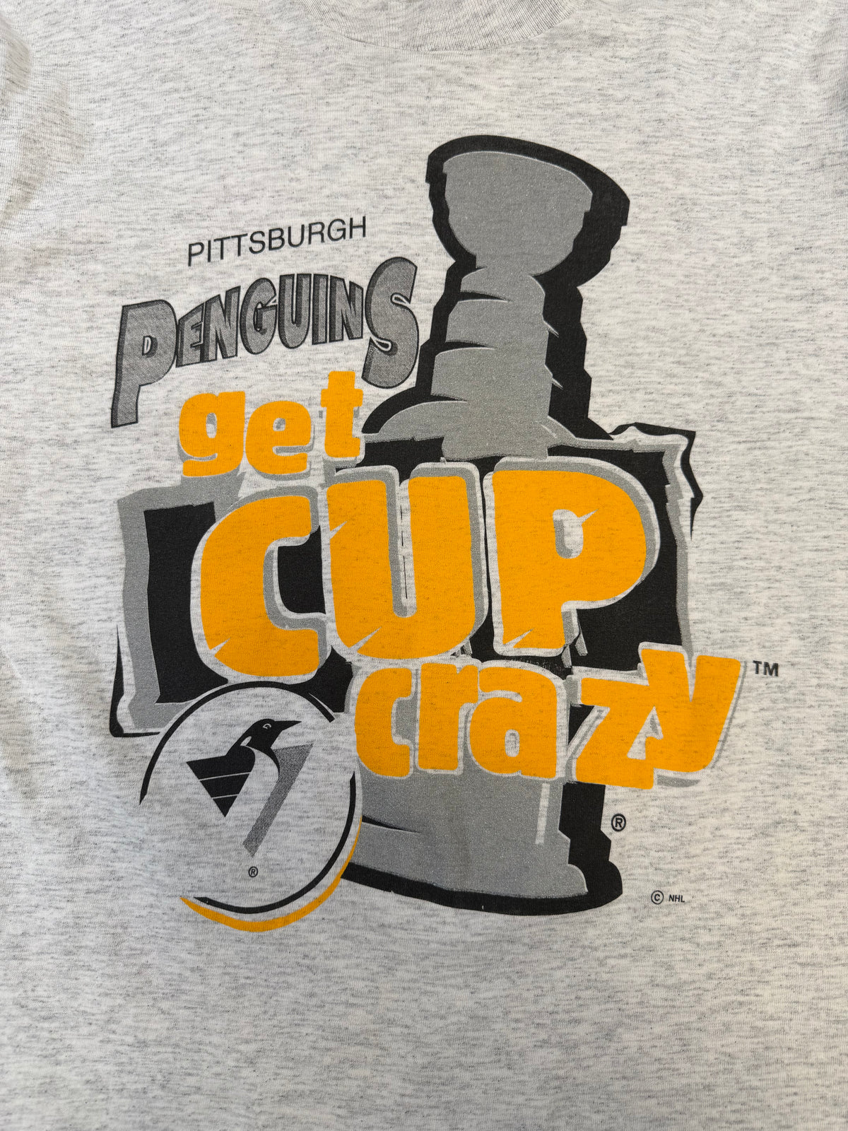 (L) Vintage 90’s Penguins “Get Cup Crazy” Graphic Tee