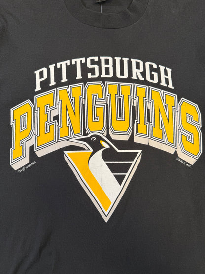 (M) 1990 Penguins Robo Pen Logo 7 Graphic Tee