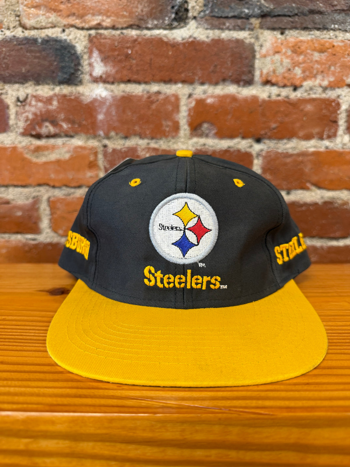 Vintage Steelers Triple Embroidered Team NFL Snapback Hat (Brand New)