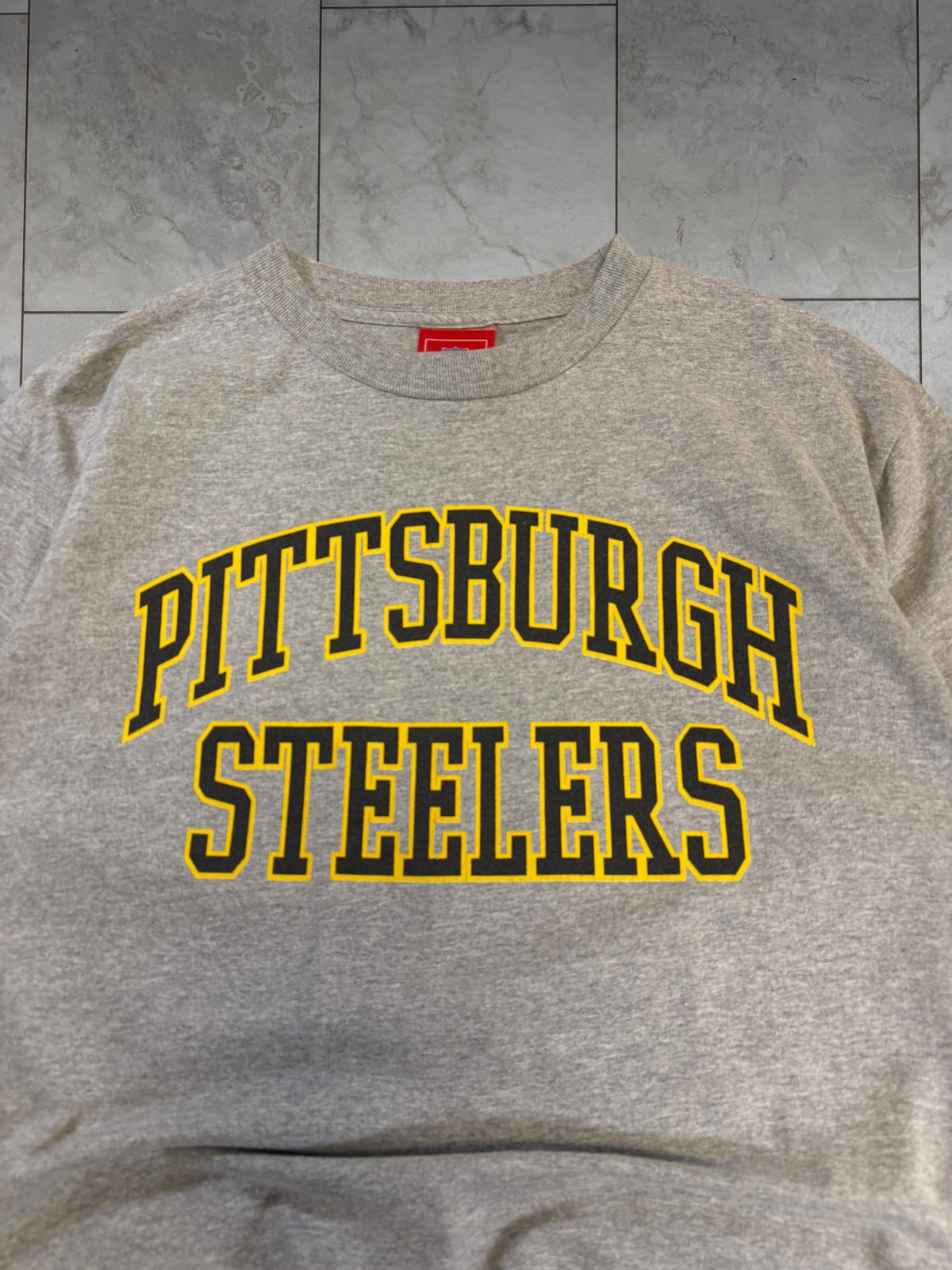 (S) Vintage Y2K Steelers Arch Pittsburgh Text Tee