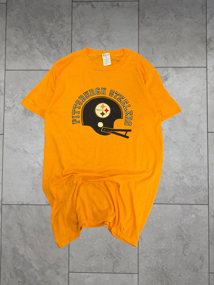 (S/M) Vintage 80's Steelers Helmet Graphic Tee