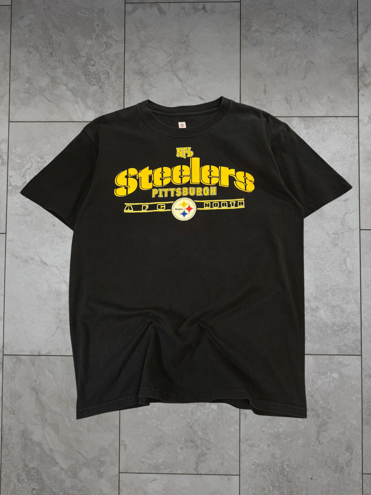 (M) Vintage Y2K Steelers Script AFC North Tee