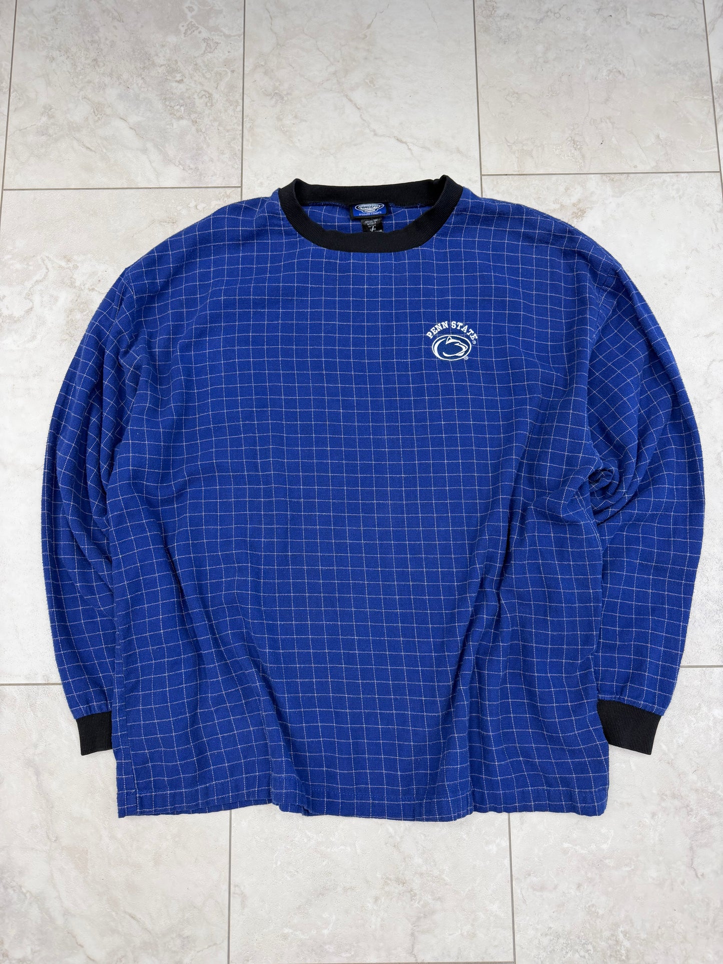 (XL) Vintage 90’s Penn State Embroidered Long-Sleeved Shirt